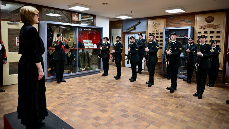 Soutien aux militaires et à leurs familles 20241116 dégustation vin fromage régiment saguenay (1)